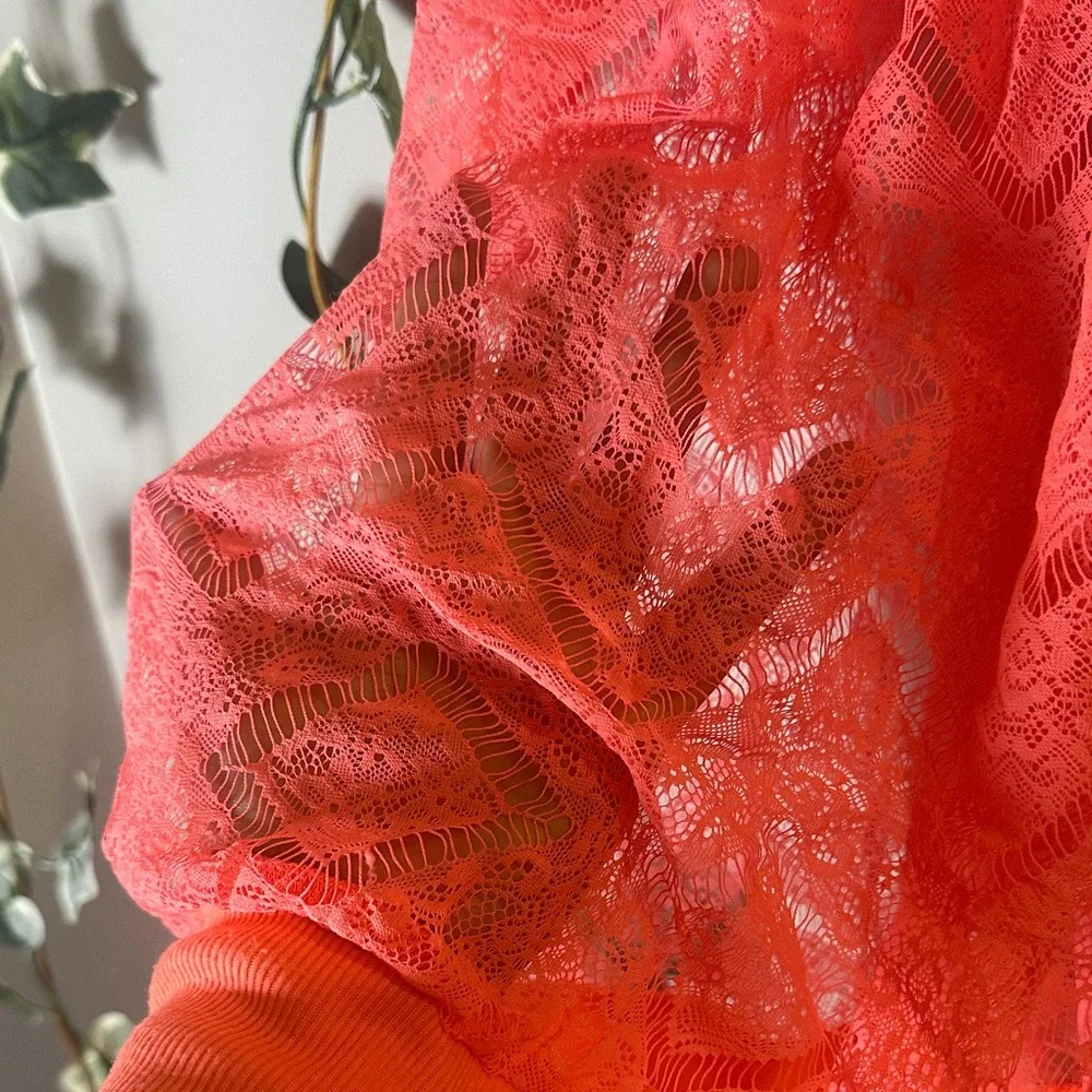 Eyeshadow Neon Pink Lace Tank Top - Picture 3 of 4
